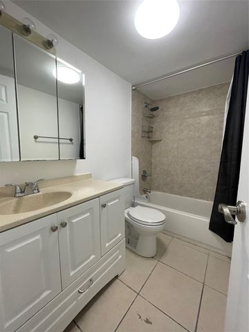 530 S FEDERAL Highway 5, Fort Lauderdale, FL 33301