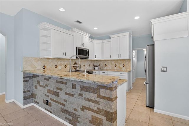 22835 Snaptail CT, Estero, FL 33928