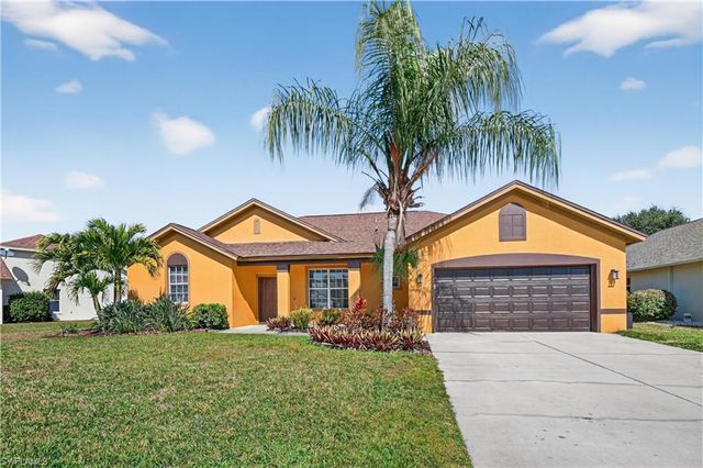 22835 Snaptail CT, Estero, FL 33928