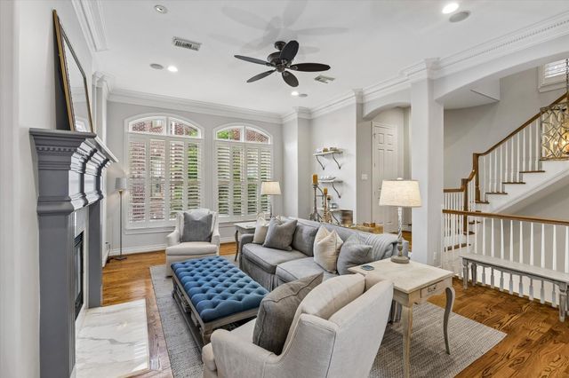 1315 Hyde Park Boulevard, Houston, TX 77006