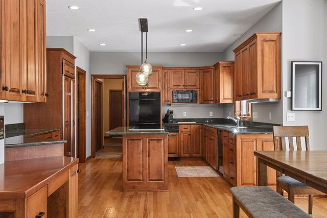 7600 Delaney Boulevard, Edina, MN 55439