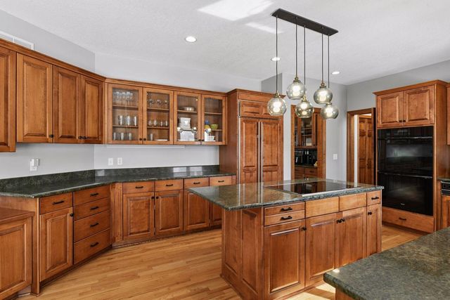 7600 Delaney Boulevard, Edina, MN 55439