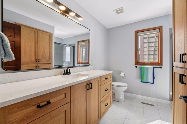 7600 Delaney Boulevard, Edina, MN 55439