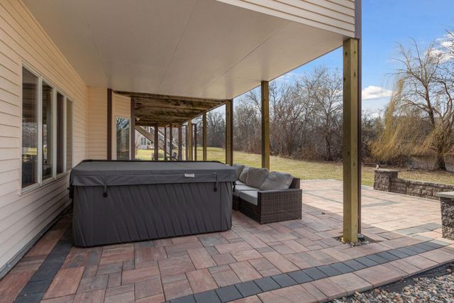 7600 Delaney Boulevard, Edina, MN 55439