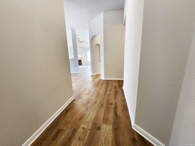 8422 Whitebrush, Converse, TX 78109