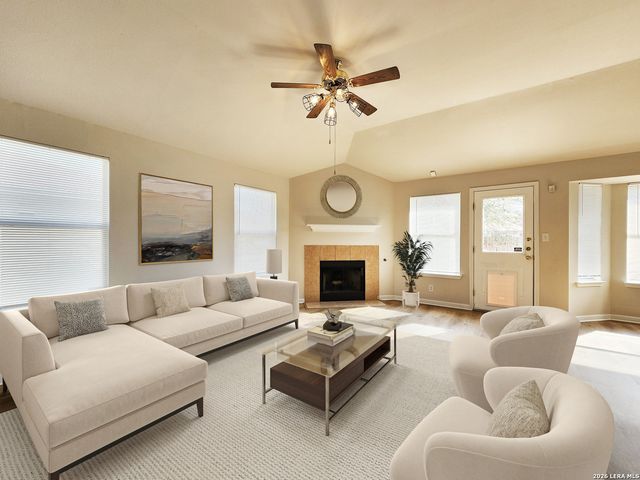 8422 Whitebrush, Converse, TX 78109