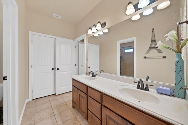 112 Meadow Arbor Drive, Weatherford, TX 76085