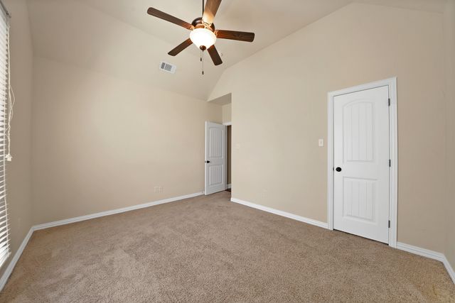 112 Meadow Arbor Drive, Weatherford, TX 76085