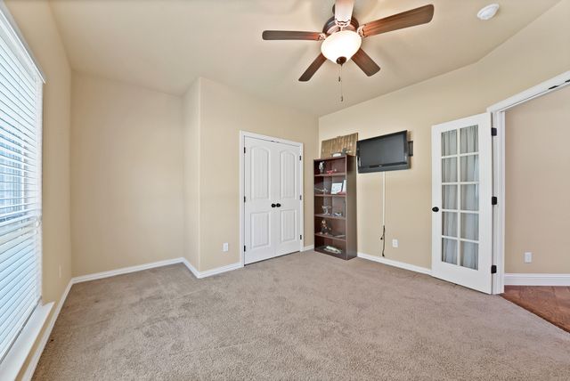 112 Meadow Arbor Drive, Weatherford, TX 76085