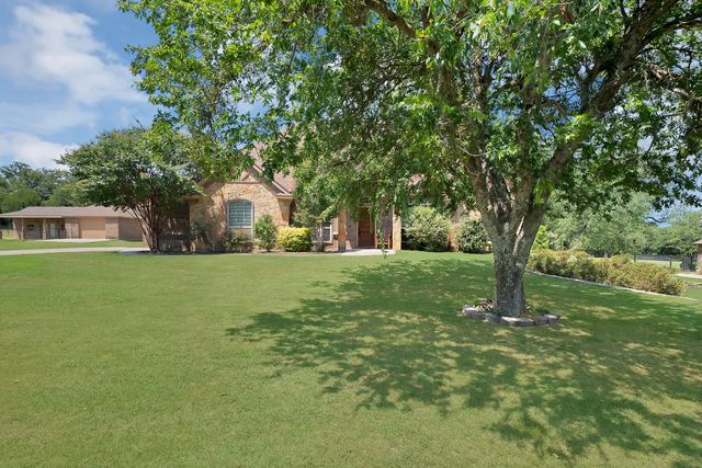 112 Meadow Arbor Drive, Weatherford, TX 76085