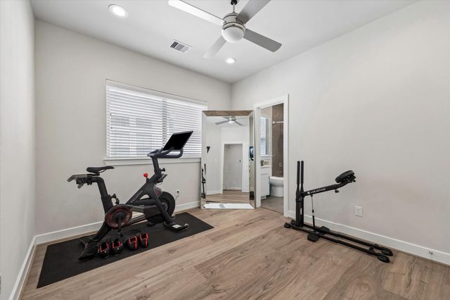 5232 Schuler Street, Houston, TX 77007