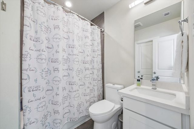 5232 Schuler Street, Houston, TX 77007