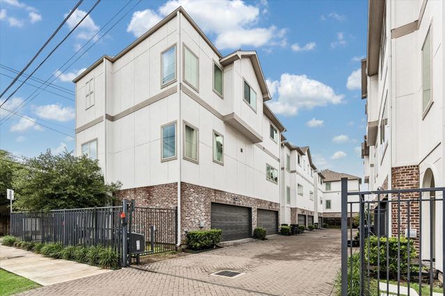 5232 Schuler Street, Houston, TX 77007