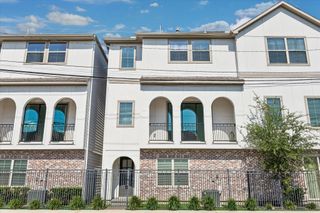 5232 Schuler Street, Houston, TX 77007