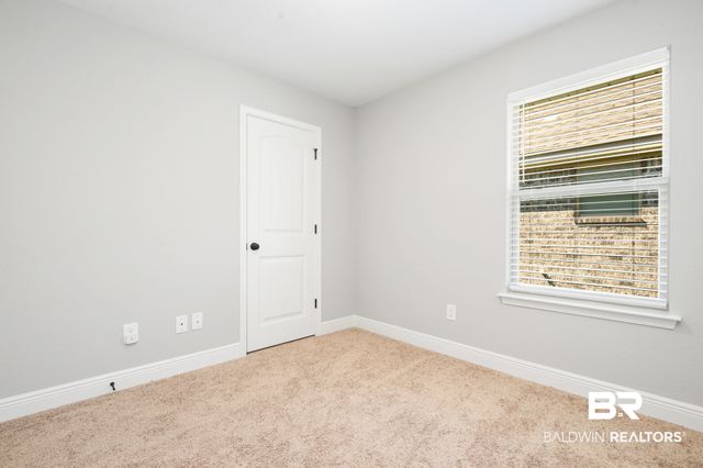 1137 S Forest Glen Drive, Mobile, AL 36618