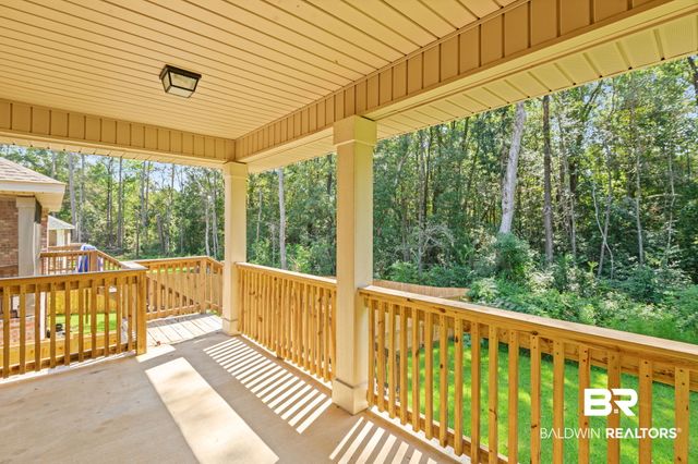 1137 S Forest Glen Drive, Mobile, AL 36618