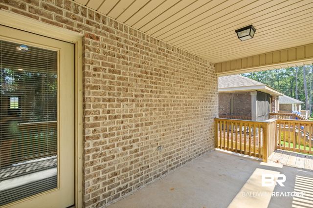 1137 S Forest Glen Drive, Mobile, AL 36618