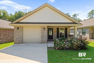 1137 S Forest Glen Drive, Mobile, AL 36618