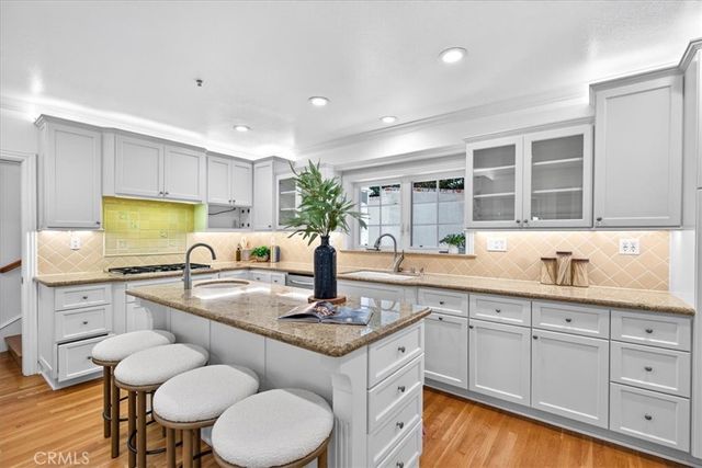 19 Round Up, Bell Canyon, CA 91307