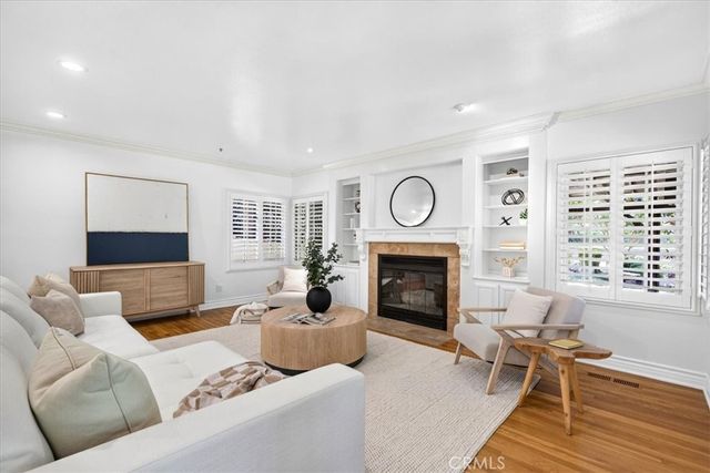 19 Round Up, Bell Canyon, CA 91307