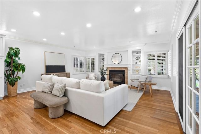 19 Round Up, Bell Canyon, CA 91307