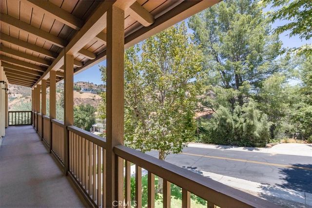 19 Round Up, Bell Canyon, CA 91307