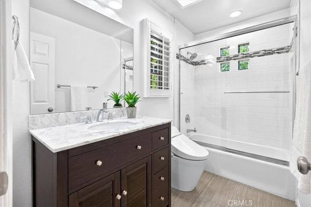 19 Round Up, Bell Canyon, CA 91307