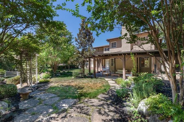19 Round Up, Bell Canyon, CA 91307
