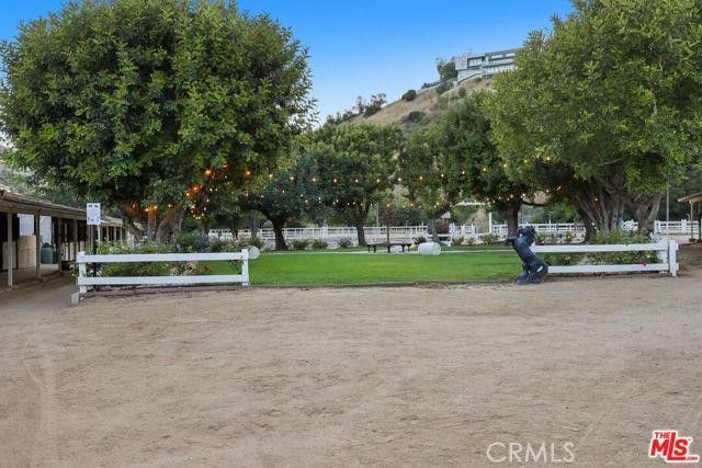 19 Round Up, Bell Canyon, CA 91307