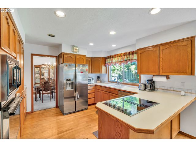 13455 Sw ANGORA Ln, Beaverton, OR 97008