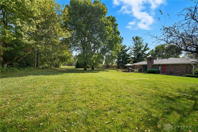 631 Augusta Drive, Fairborn, OH 45324