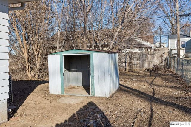 4462 G Street, Omaha, NE 68107