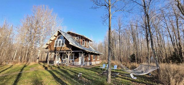 2334 Benjamin Blvd, La Pointe, WI 54850