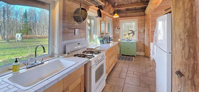 2334 Benjamin Blvd, La Pointe, WI 54850