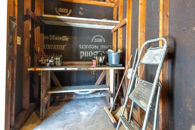 2448 ELMORE PARK RD, Bartlett, TN 38134