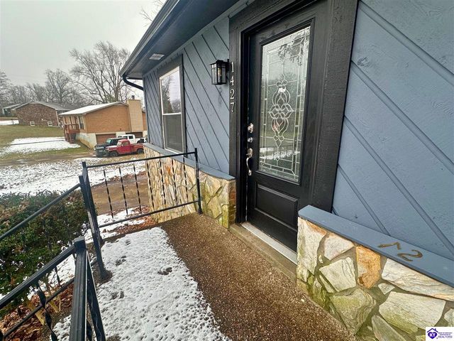 1427 Catalpa Drive, Radcliff, KY 40160