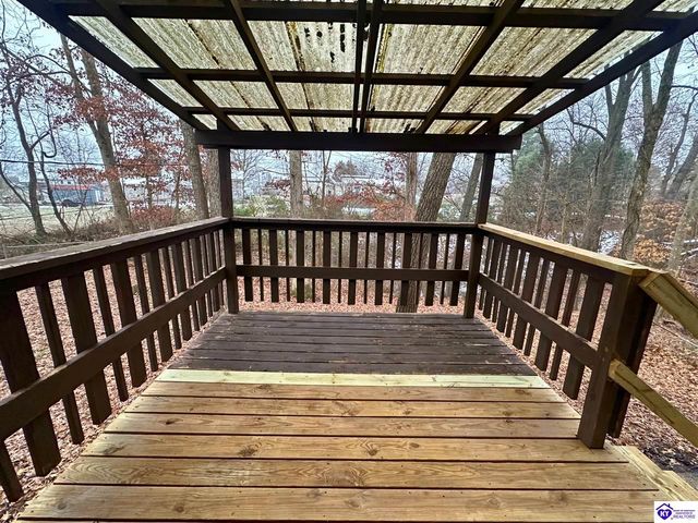 1427 Catalpa Drive, Radcliff, KY 40160