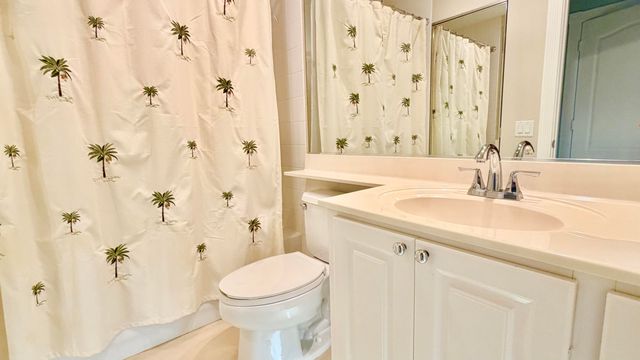 7735 Pine Island Way, West Palm Beach, FL 33411