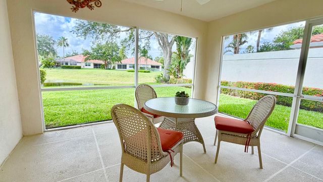 7735 Pine Island Way, West Palm Beach, FL 33411