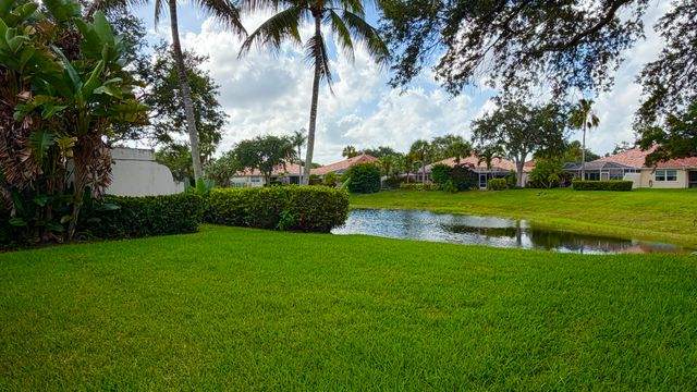 7735 Pine Island Way, West Palm Beach, FL 33411