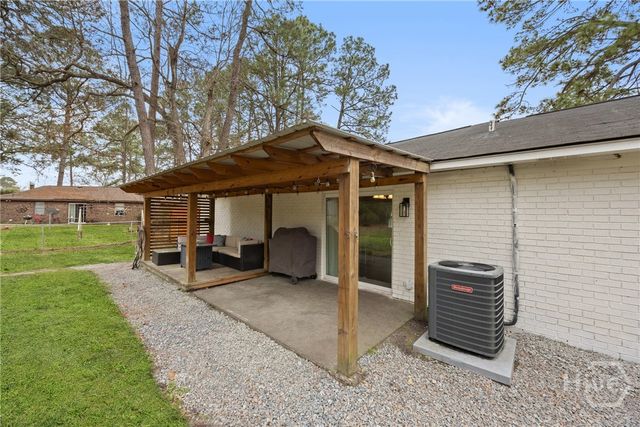 1318 Whitfield Park Drive, Savannah, GA 31406