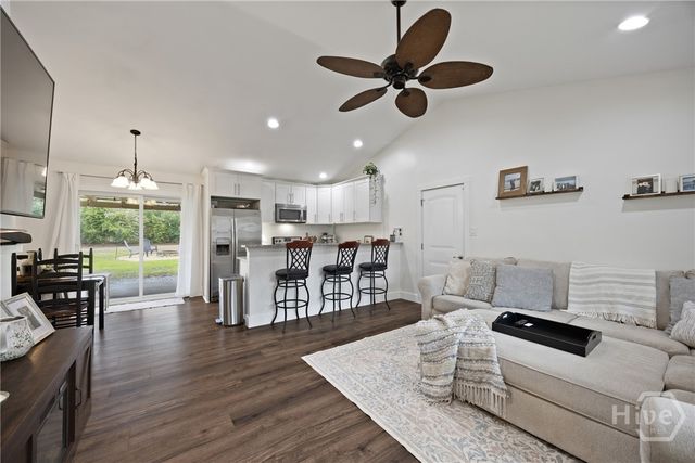 1318 Whitfield Park Drive, Savannah, GA 31406