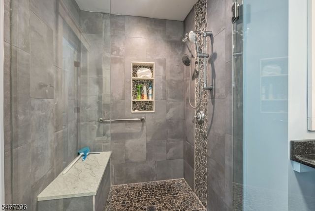 39 Red Mine Rd, Wanaque Boro, NJ 07465