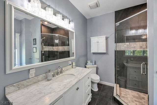 39 Red Mine Rd, Wanaque Boro, NJ 07465