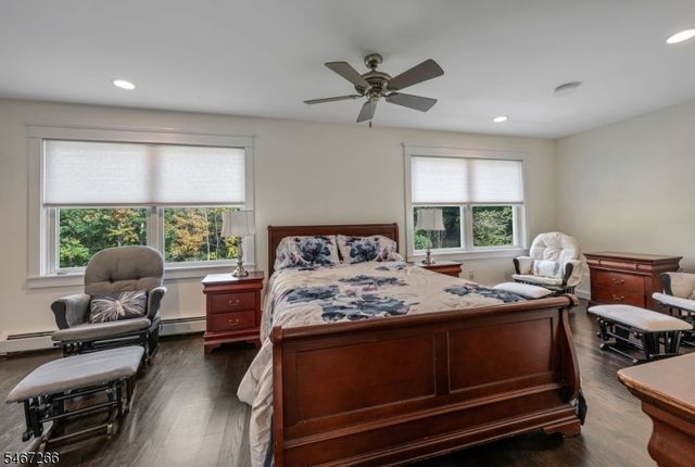 39 Red Mine Rd, Wanaque Boro, NJ 07465