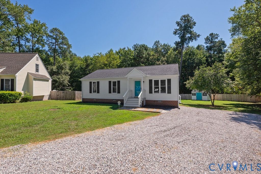 16003 Tipton Cir, South Chesterfield, VA 23834