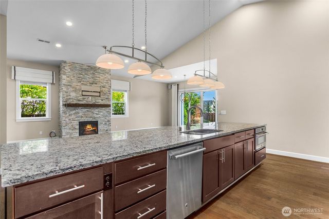 3732 Eagledale Court NW, Olympia, WA 98513