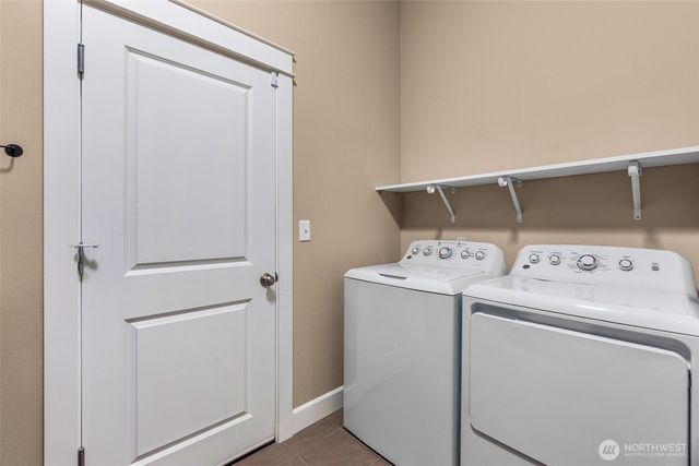 3732 Eagledale Court NW, Olympia, WA 98513