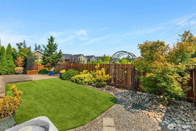 3732 Eagledale Court NW, Olympia, WA 98513