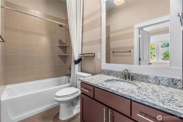3732 Eagledale Court NW, Olympia, WA 98513